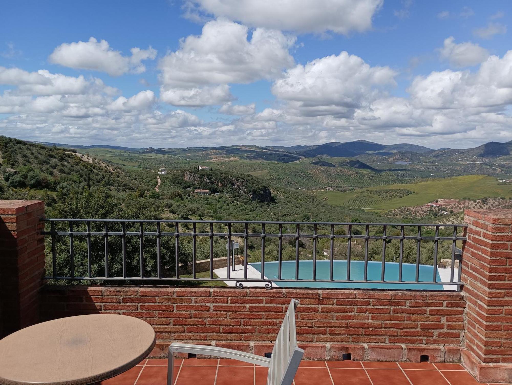 Hotel Rural Los Tadeos Zahara De La Sierra Ngoại thất bức ảnh